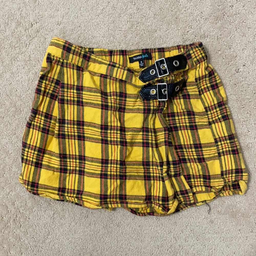 Cute clueless like skirt, yellow with double buckle